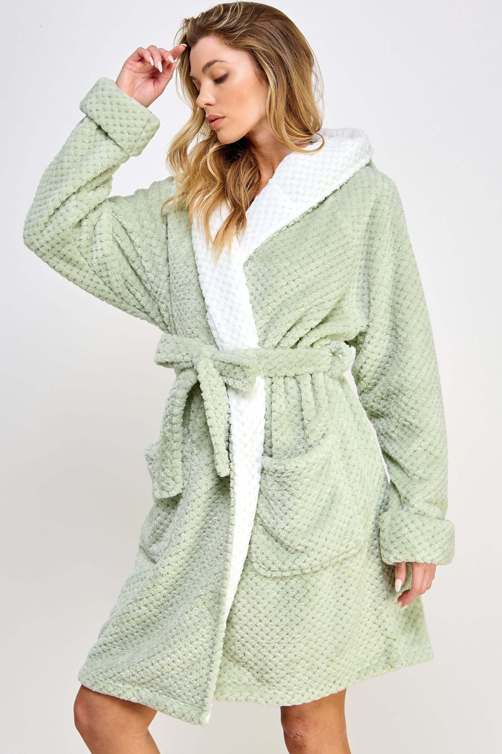 2483-bailey-robe_94053304.jpg