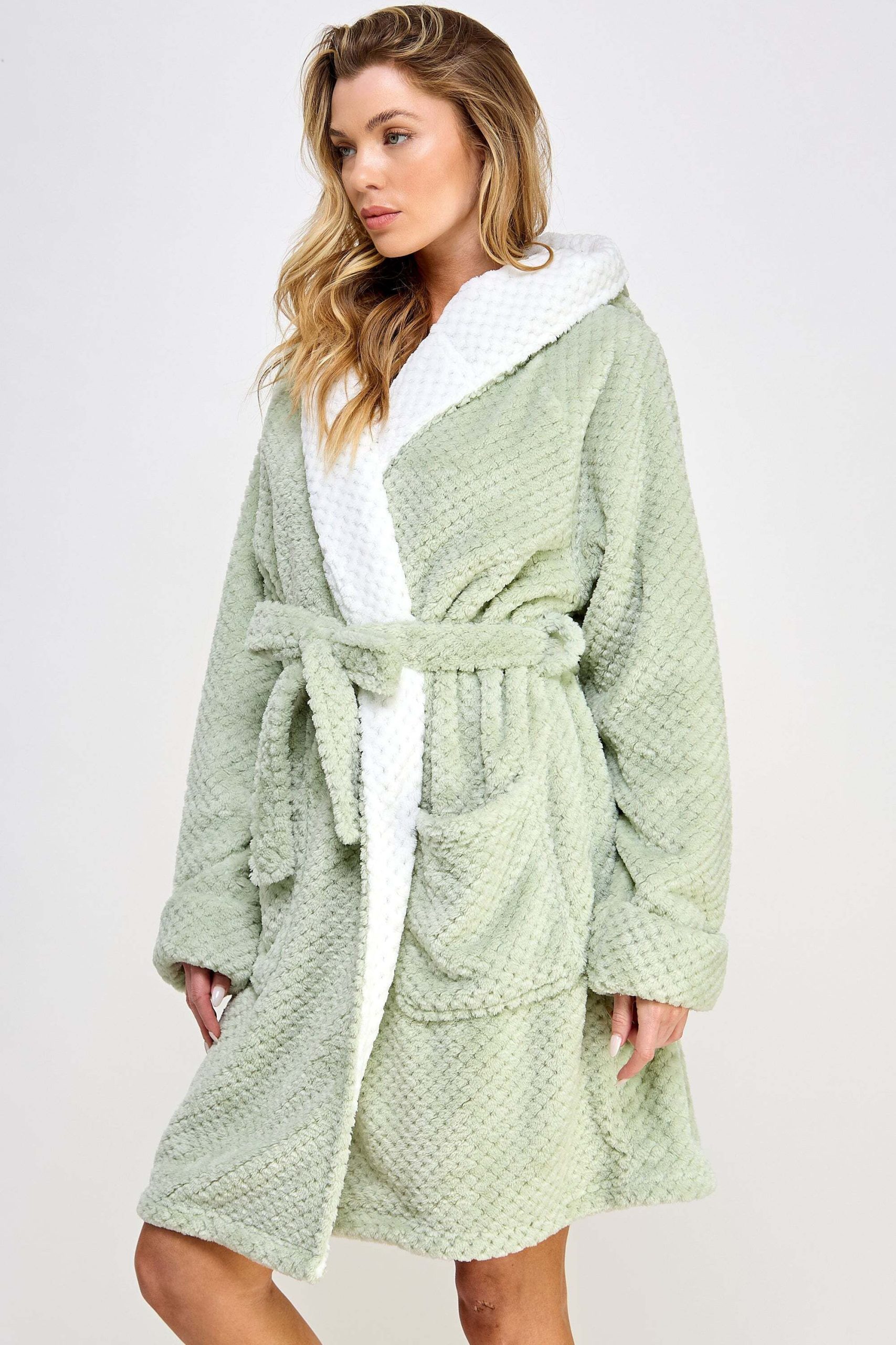 2483-bailey-robe_94053306.jpg