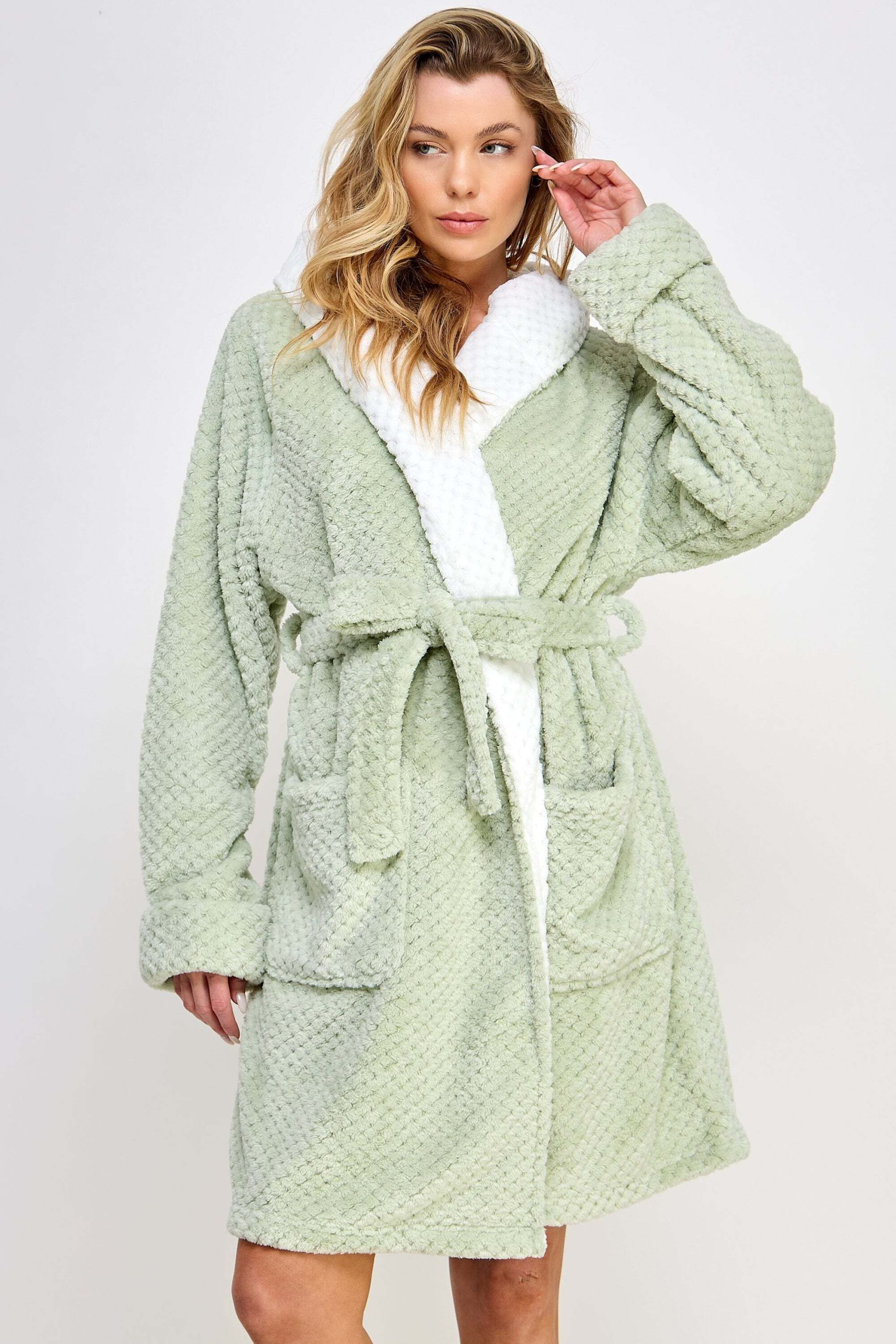 2483-bailey-robe_94053307.jpg