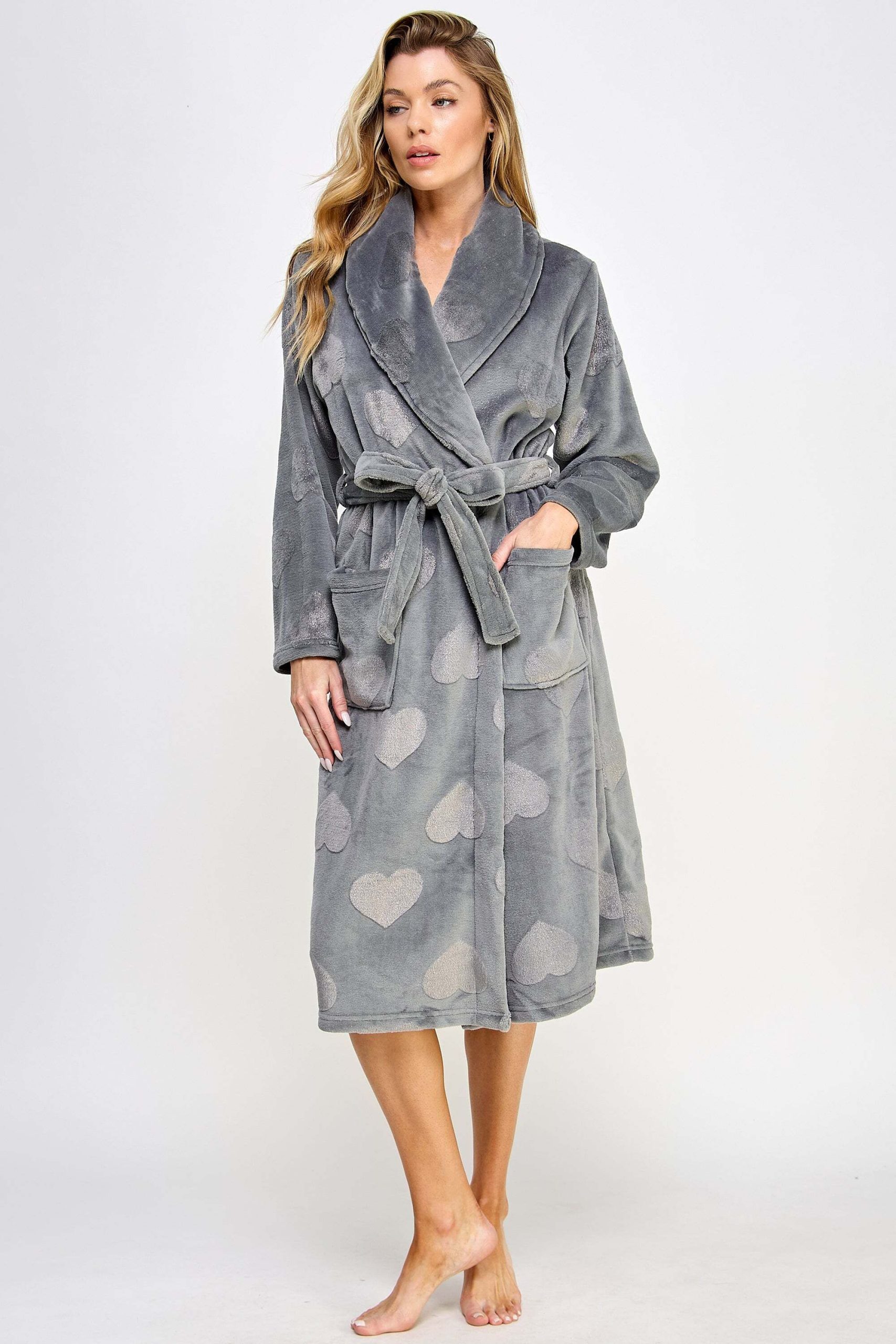 2487-beverly-robe_94053314.jpg