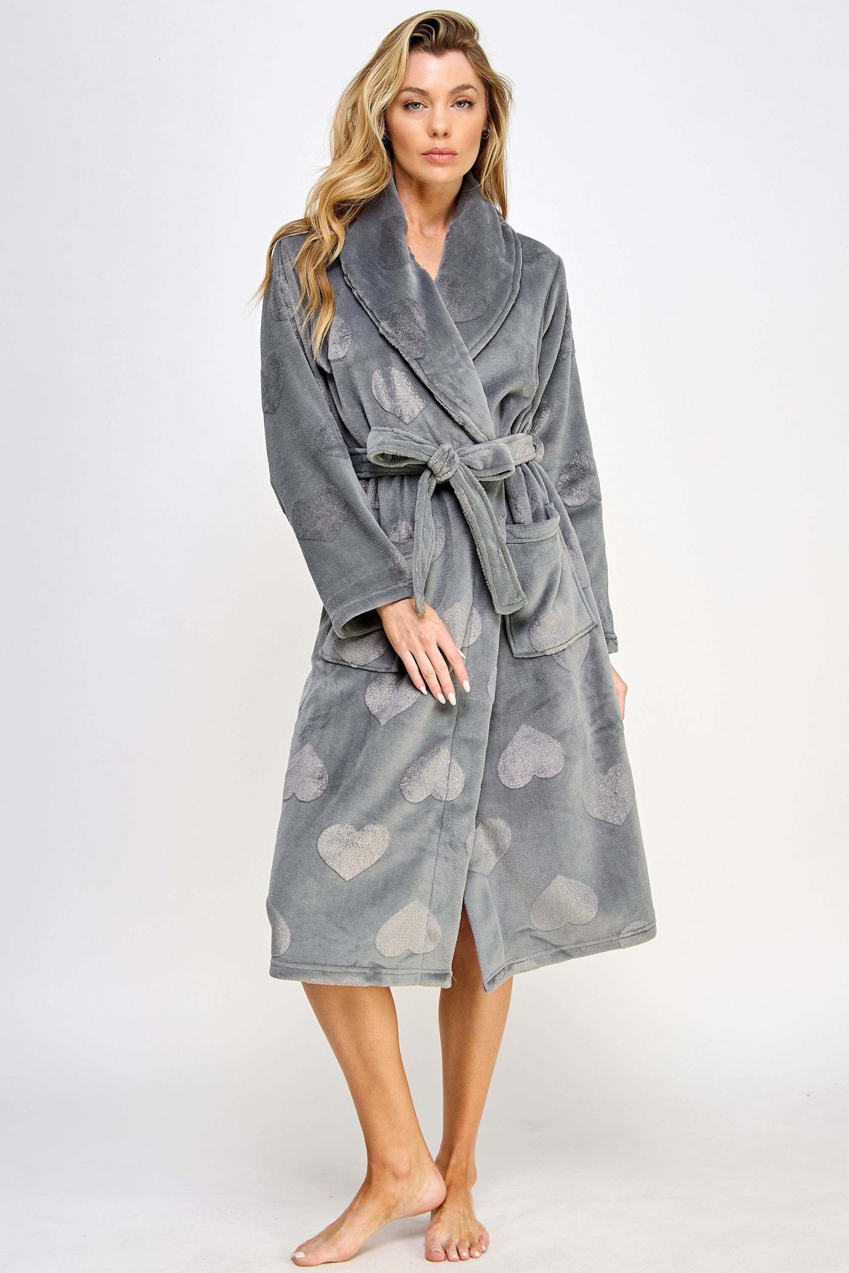 2487-beverly-robe_94053316.jpg